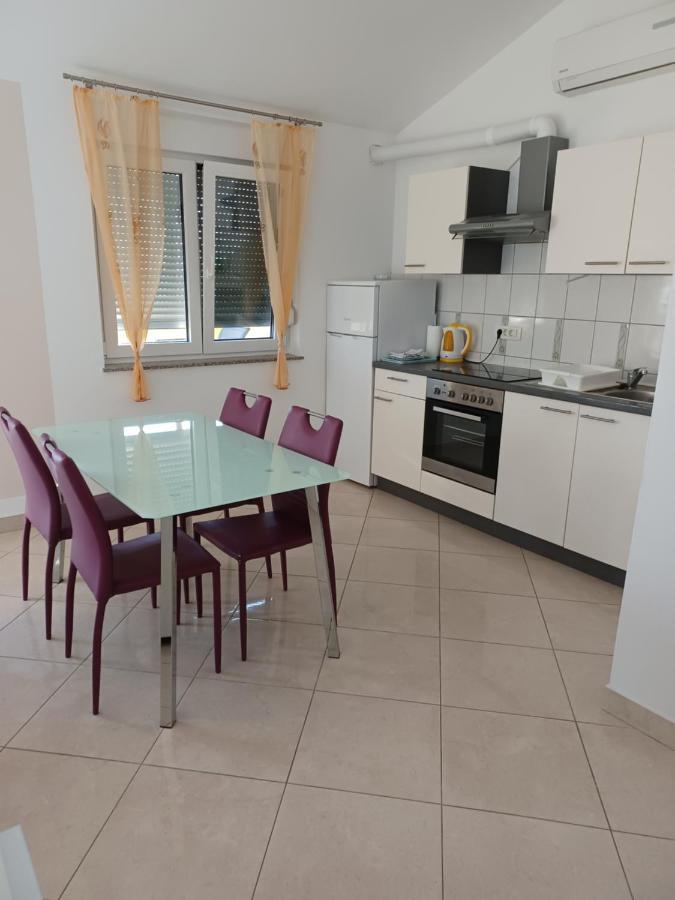 Apartmani Suncev Sjaj Rtina Esterno foto