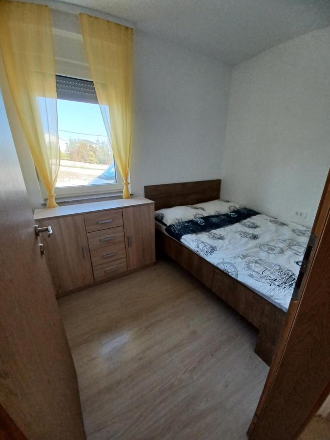 Apartmani Suncev Sjaj Rtina Esterno foto