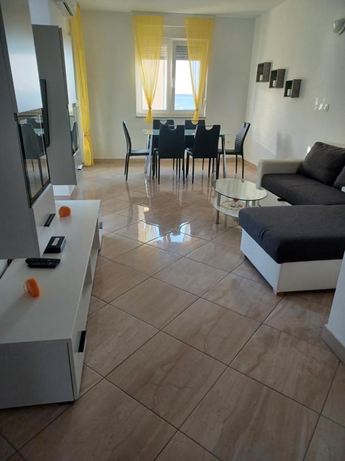 Apartmani Suncev Sjaj Rtina Esterno foto