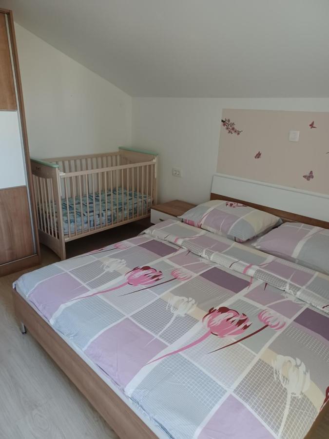 Apartmani Suncev Sjaj Rtina Esterno foto