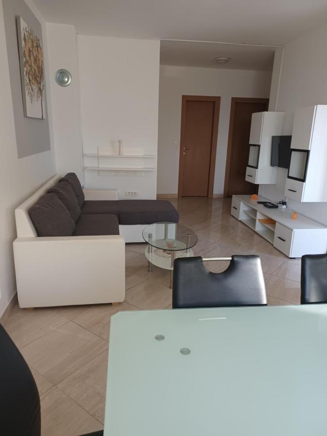 Apartmani Suncev Sjaj Rtina Esterno foto