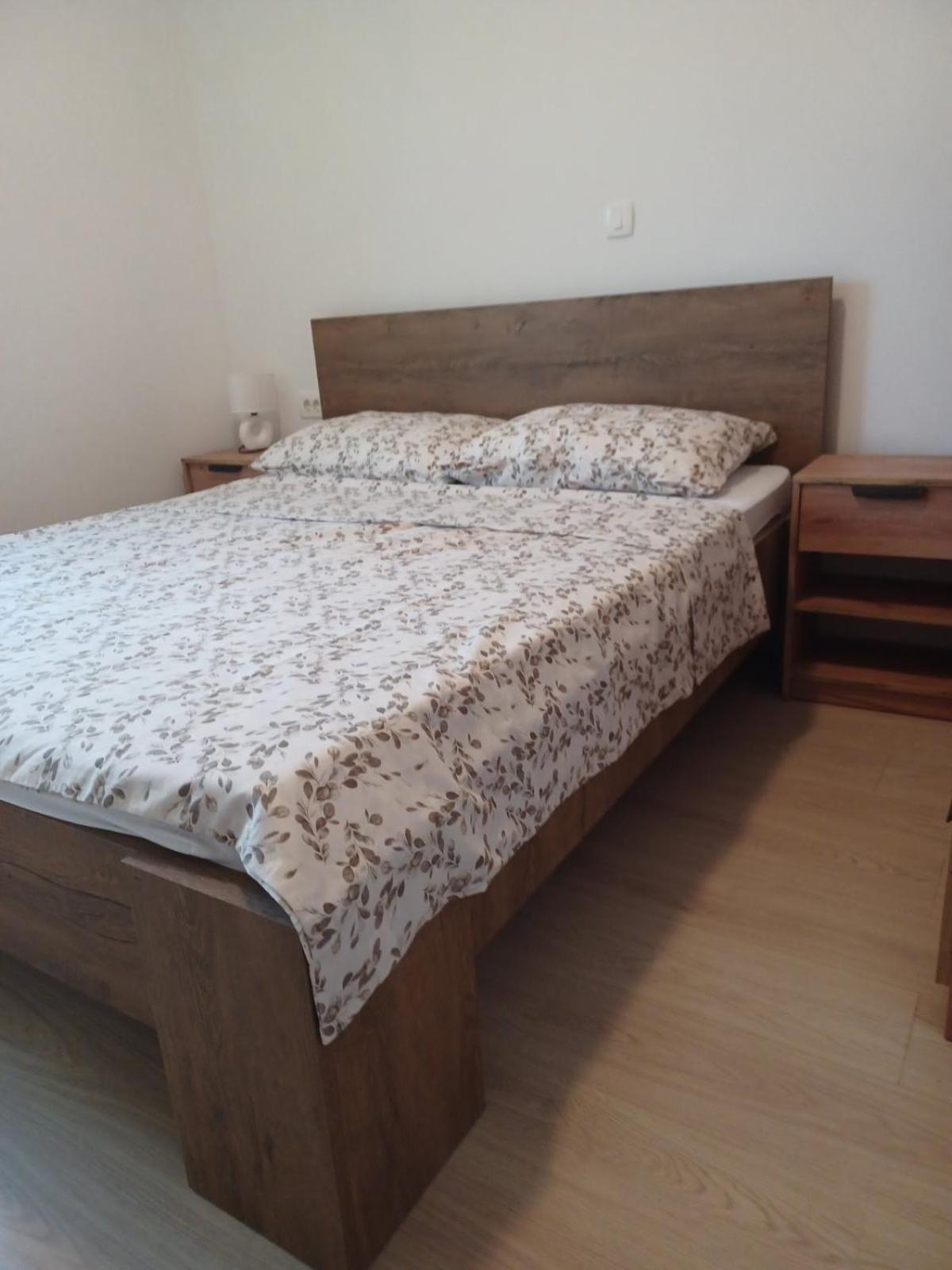 Apartmani Suncev Sjaj Rtina Esterno foto